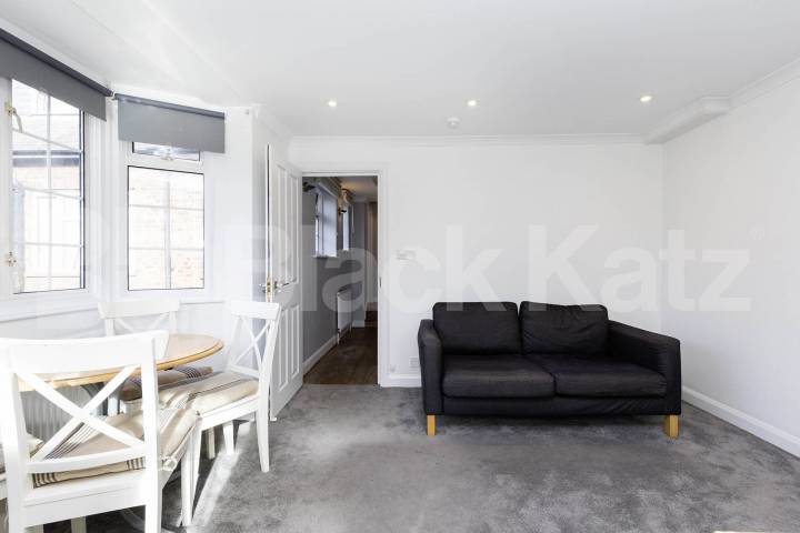 Private Garden / Available Now Stanley Gardens, London, NW2,  London