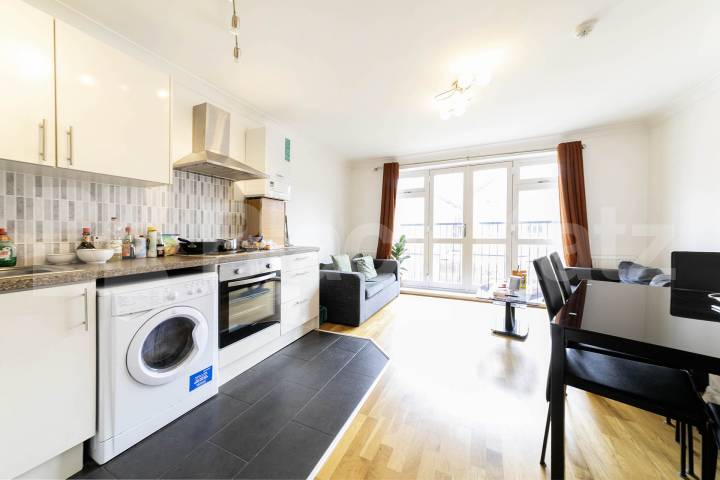 This beautifully presented one bedroom apartment is set on first floor of charming modern development located stone throw away from all the trendy bars, restaurants and shops of Willesden Green Heathfield Park, Lotus House, NW2,  Lotus House