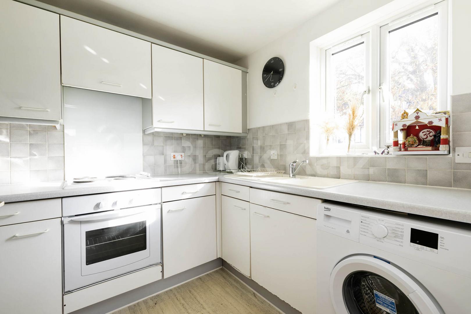 A furnished 1-bedroom available immediately on Riffel Road, NW2, located in a quiet and well-connected residential area.The apartment comes fully furnished and is bright, comfortable, and well maintained Riffel Road, London, NW2,  London