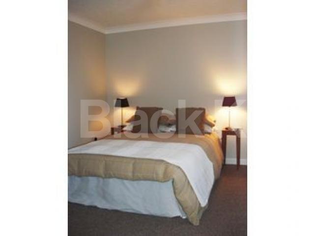 			MUST SEE!!!!, 1 Bedroom, 1 bath, 1 reception Apartment			 Tildworth Road, Wellington Way, MILE END