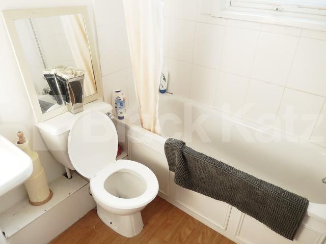 			NEW INSTRUCTION (Private Garden), 3 Bedroom, 1 bath, 1 reception Maisonette			 Jeddo Road, Shepherds Bush