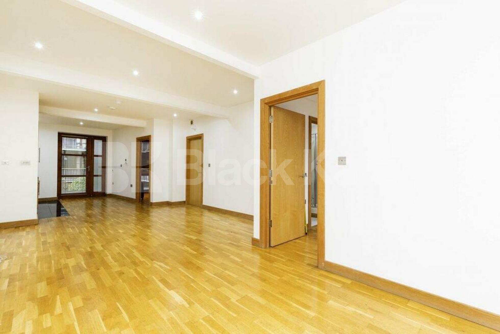 Modern 2 bed 2 bath within a private development mins to tube & shops Noko House, Banister Road, Kensal Rise