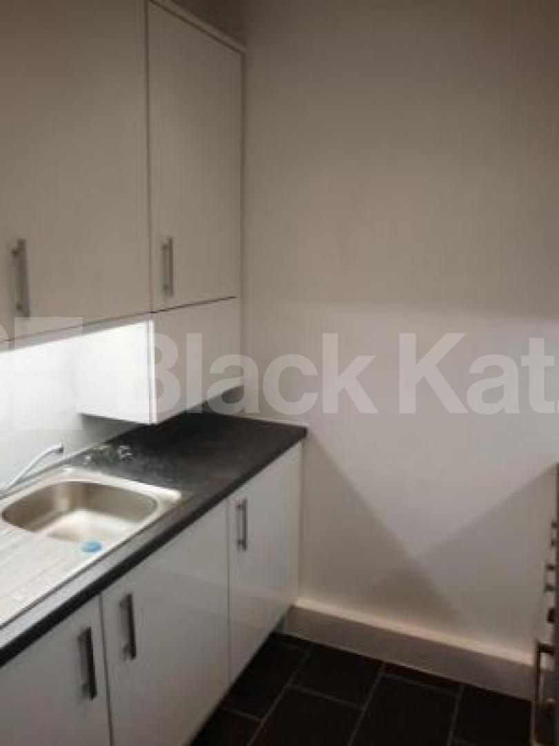 			1 Bedroom, 1 bath, 1 reception Flat			 Scott Elis Gardens, ST JOHNS WOOD