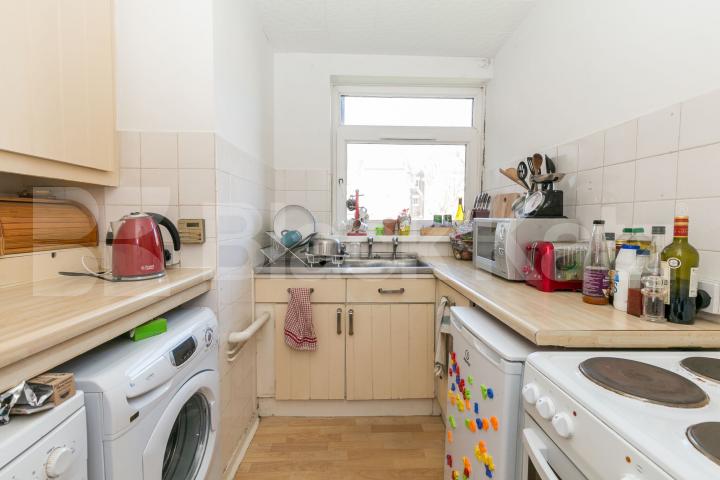 			Great Location!, 2 Bedroom, 1 bath, 1 reception Flat			 Crouch Hall Road, Crouch End