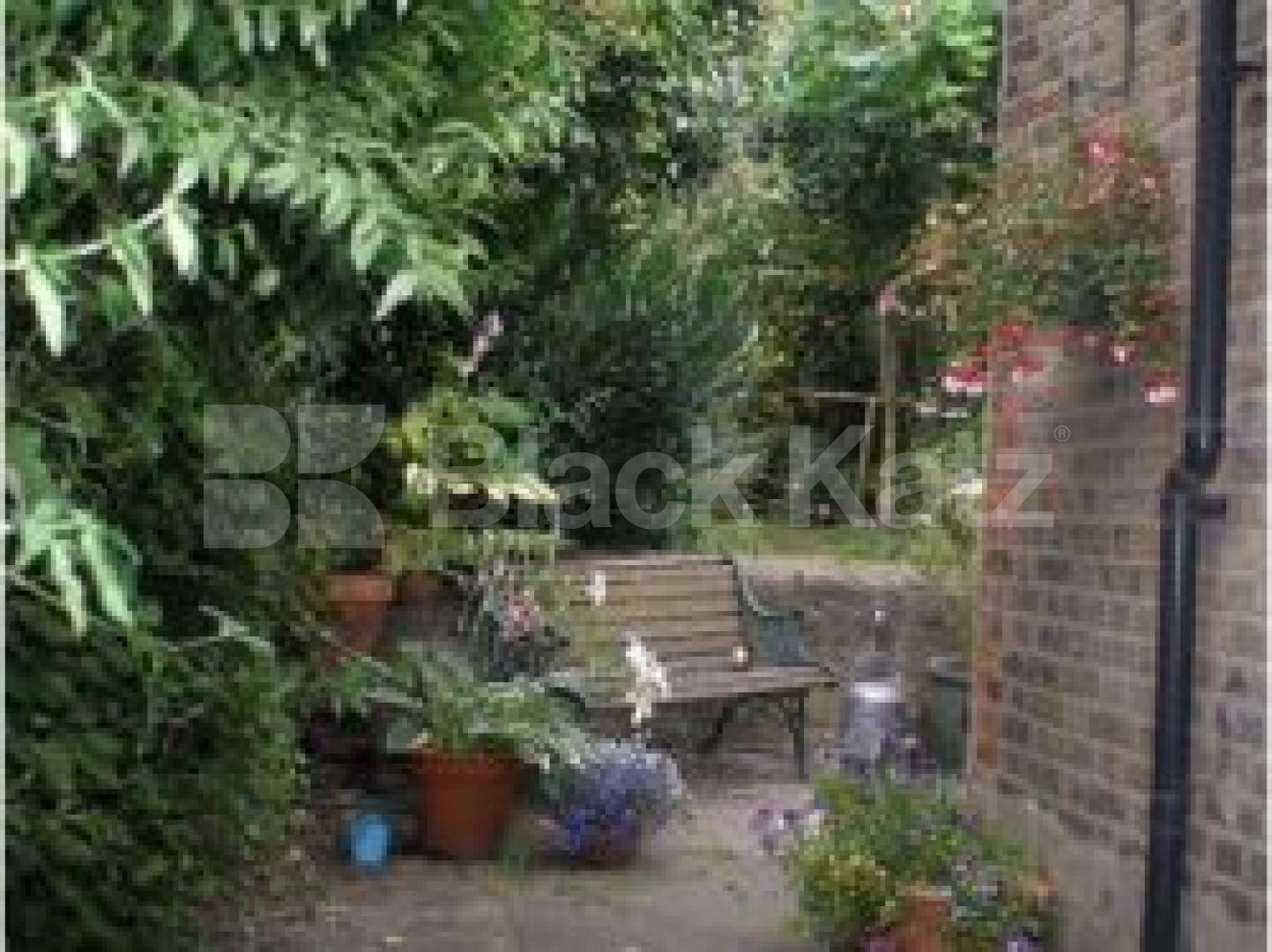 			LET!, 2 Bedroom, 1 bath, 1 reception Ground Floor Flat			 Crouch Hill, Crouch End