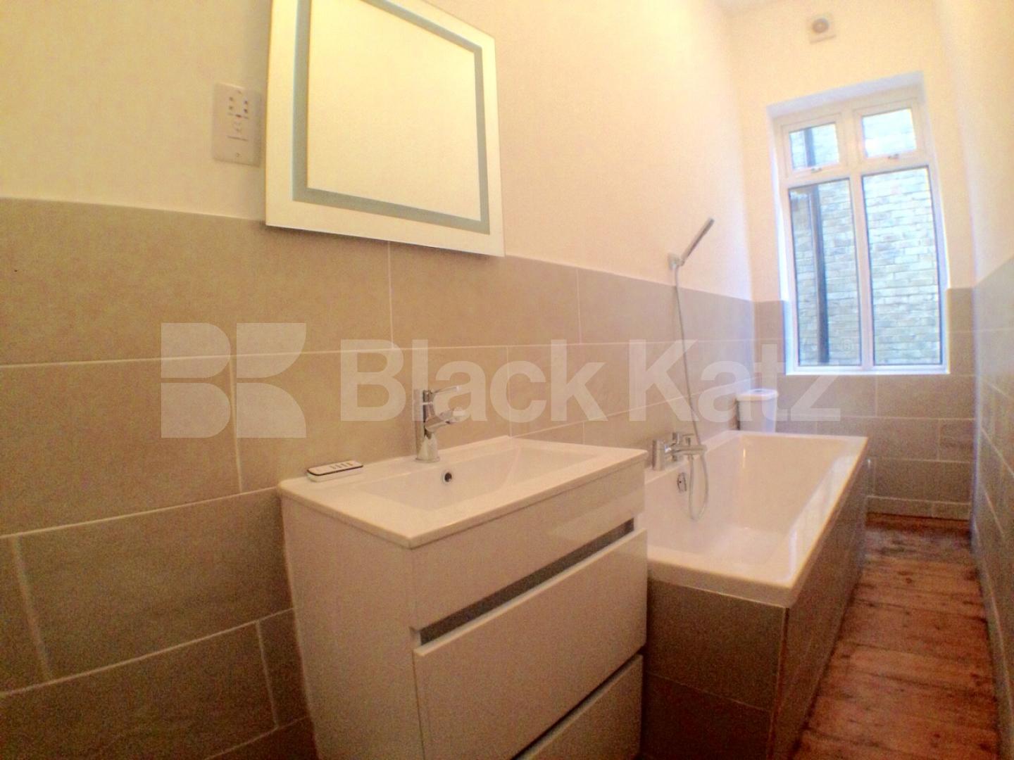 			UNDER OFFER, 2 Bedroom, 1 bath, 1 reception Apartment			 Mount Nod Road, Streatham Hill