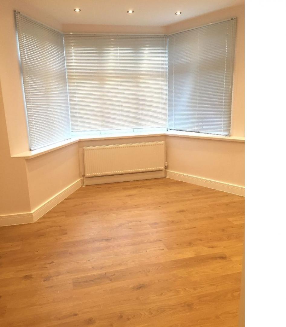 			NEW INSTRUCTION (Private Garden), 3 Bedroom, 1 bath, 1 reception Apartment			 Hendon Way, GOLDERS GREEN 