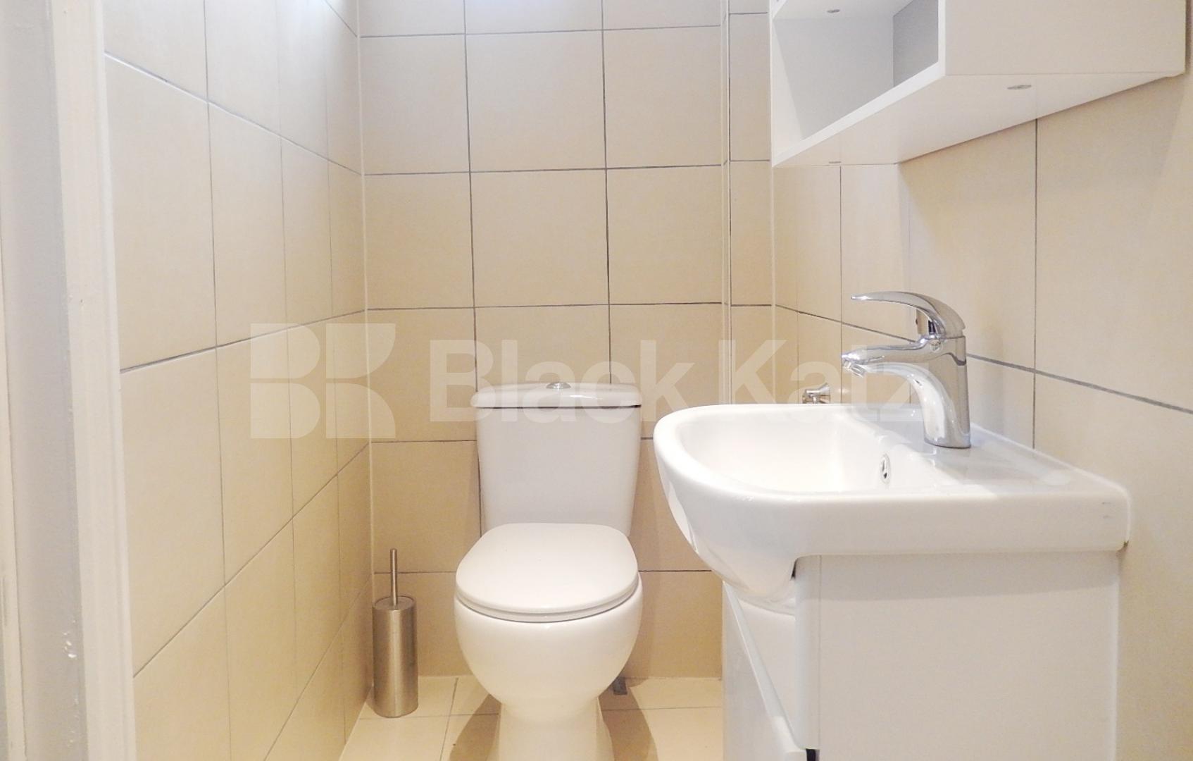 			 INCLUSIVE OF COUNCIL TAX, ELECTRICITY, WATER, WIFI, Studio Apartment, 1 bath, 1 reception Flat			 Third Avenue, ACTON CENTRAL