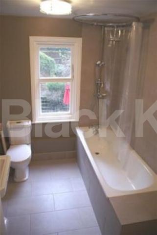 			2 Bedroom, 1 bath, 1 reception Flat			 Hampstead Lane, HIGHGATE