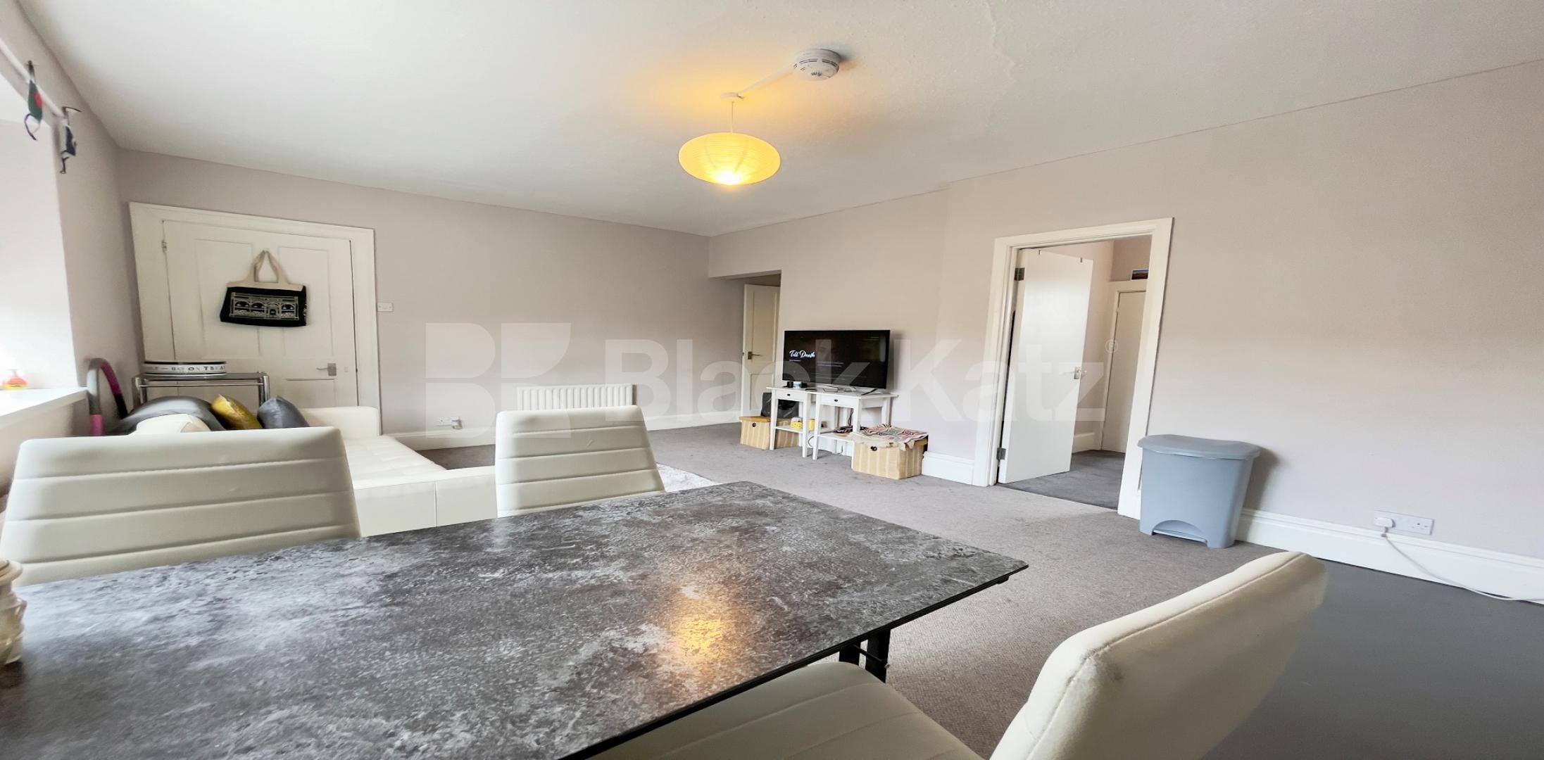 Superbly located Vicarage conversion recently redecorated throughout. Porlock Street, London Bridge