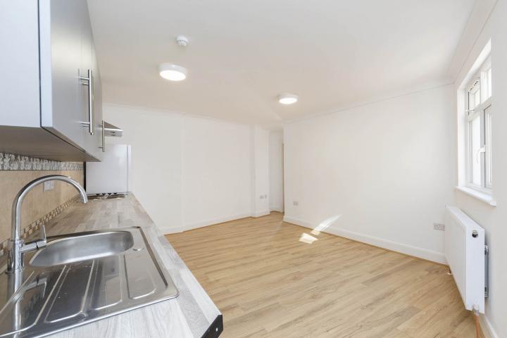 Modern and Central Apartment Burnley Road, Dollis Hill