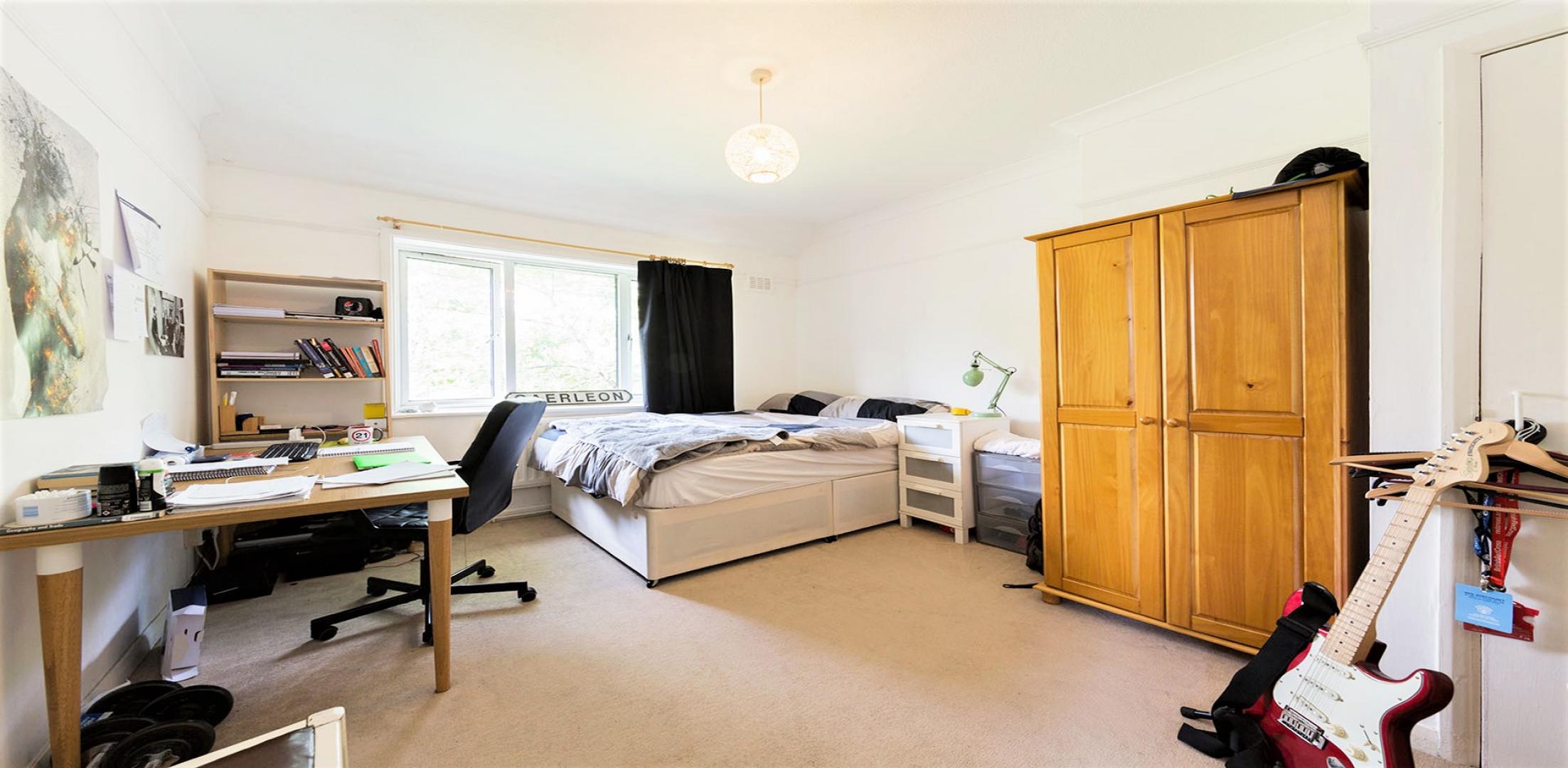 Modern and Spacious Apartment Chevening Road, Queens Park NW6