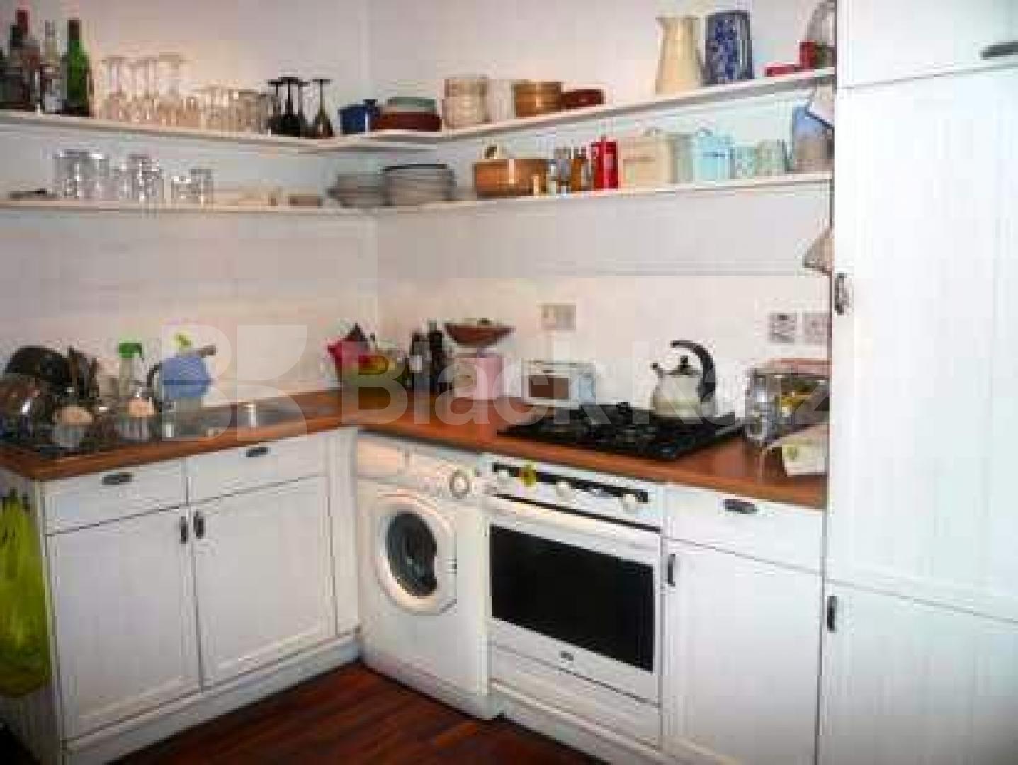 			2 Bedroom, 1 bath, 1 reception Flat			 Clifton Road, CROUCH END