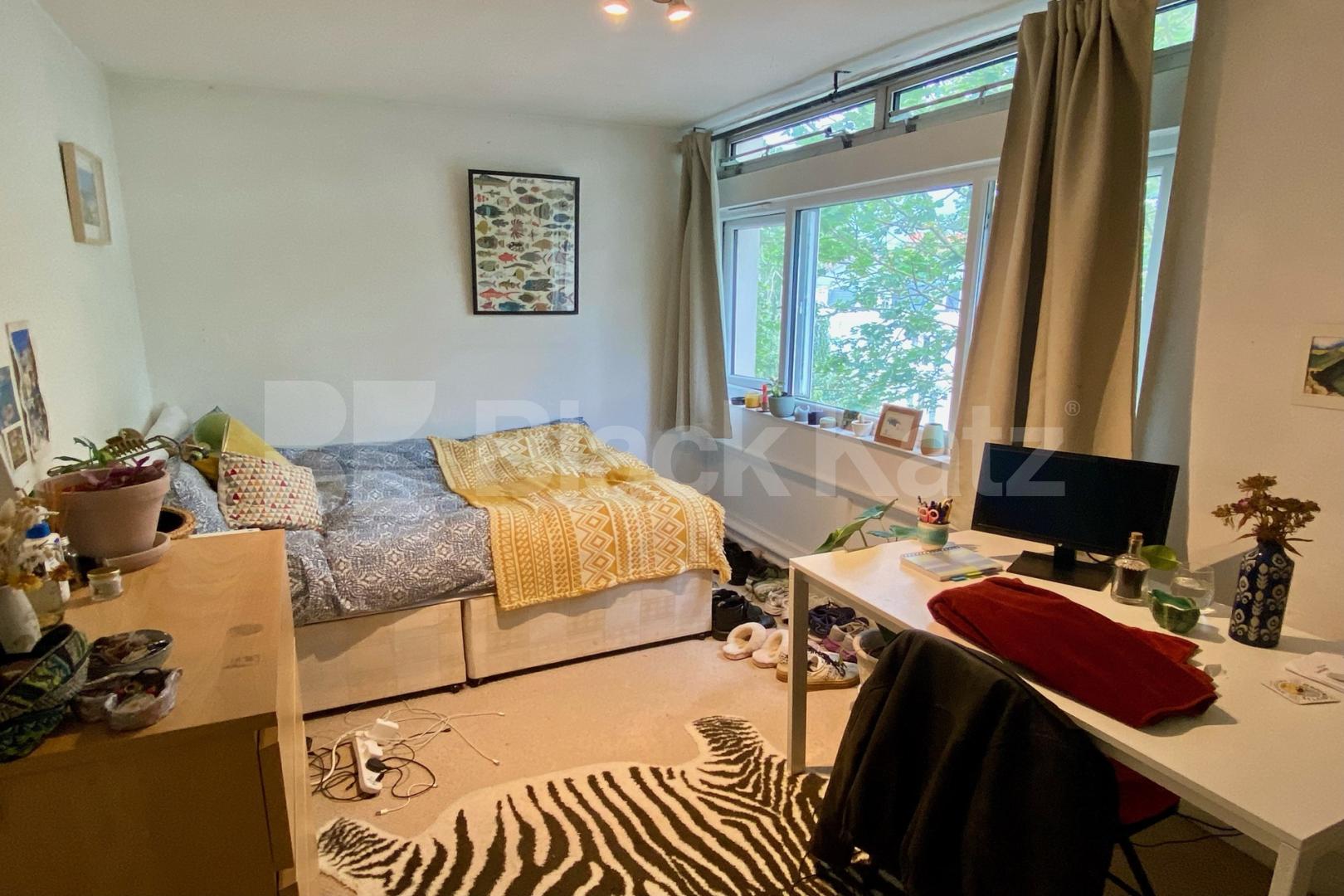 Stulish duplex apartment moments from the green open spaces of Clapham Common   Victoria Rise, Clapham Common