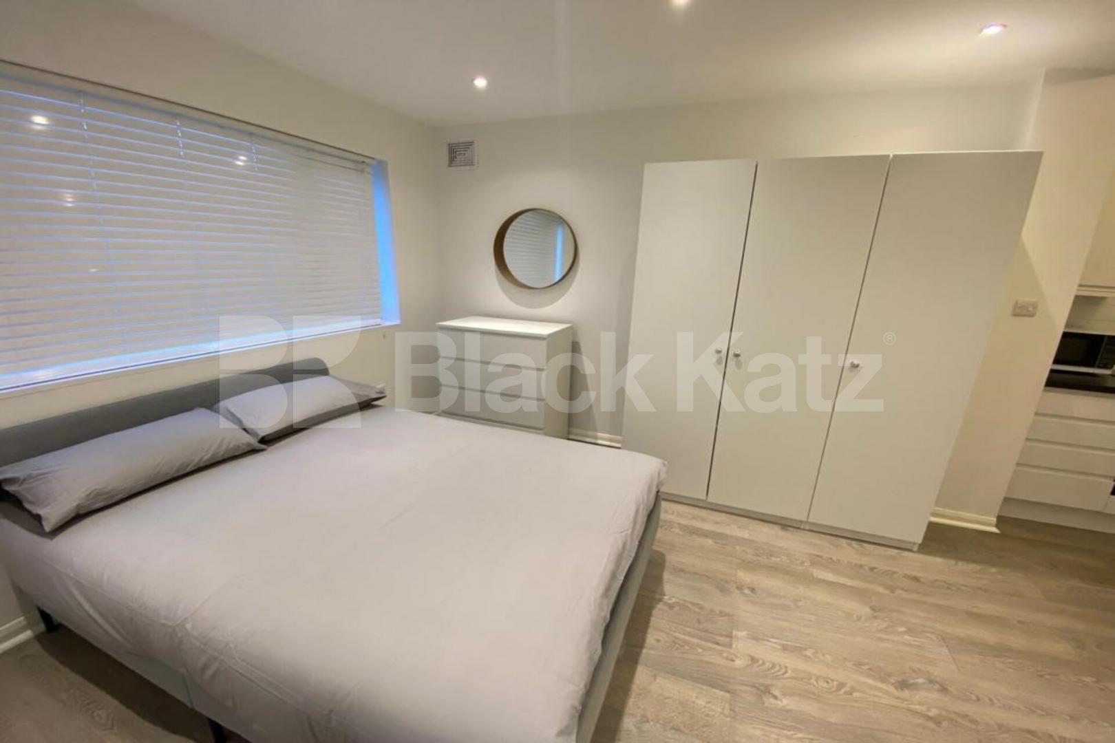 Spacious studio complete to a modern standard Woodside Road, Wood Green