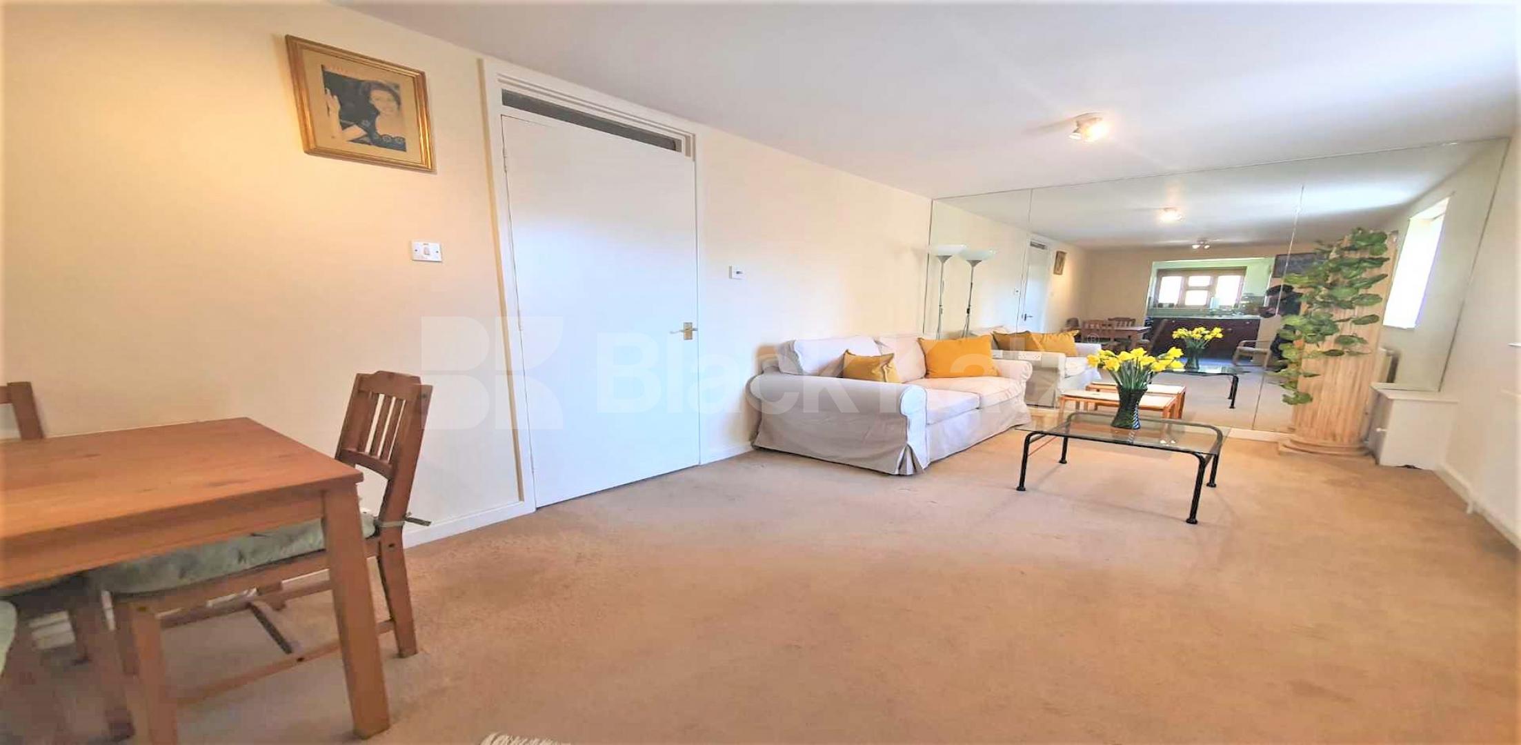 			1 Bedroom, 1 bath, 1 reception Flat			 Gainsborough Court, Lime Grove, Shepherds Bush