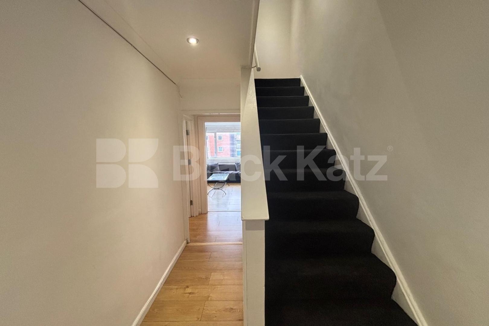 Duplex apartment with balcony offering 828 Sq.Ft.of living & entertaining space Coopers Road, Bermondsey