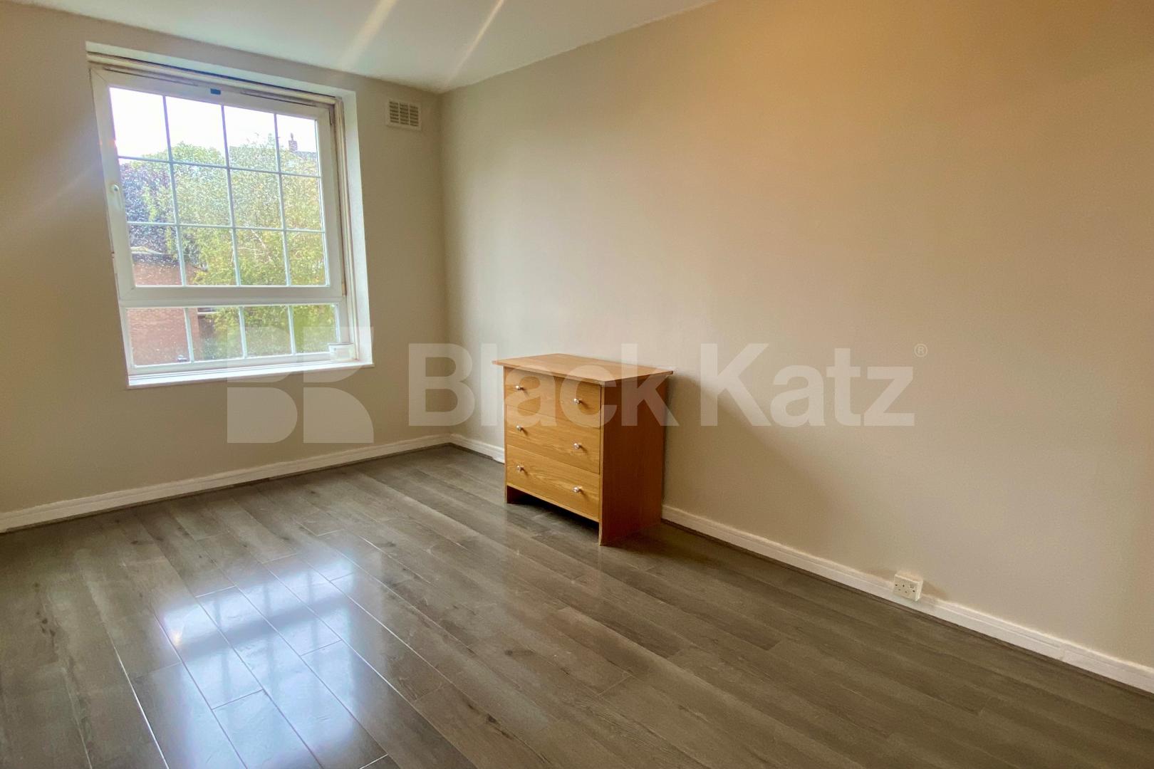 			2 Bedroom, 1 bath, 1 reception Apartment			 Tabard Street, London Bridge