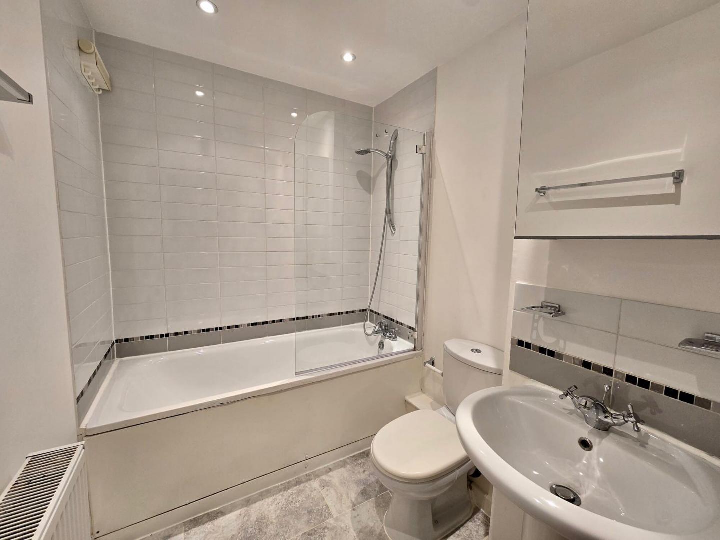 Modern Apartment College Road, Kensal Rise 