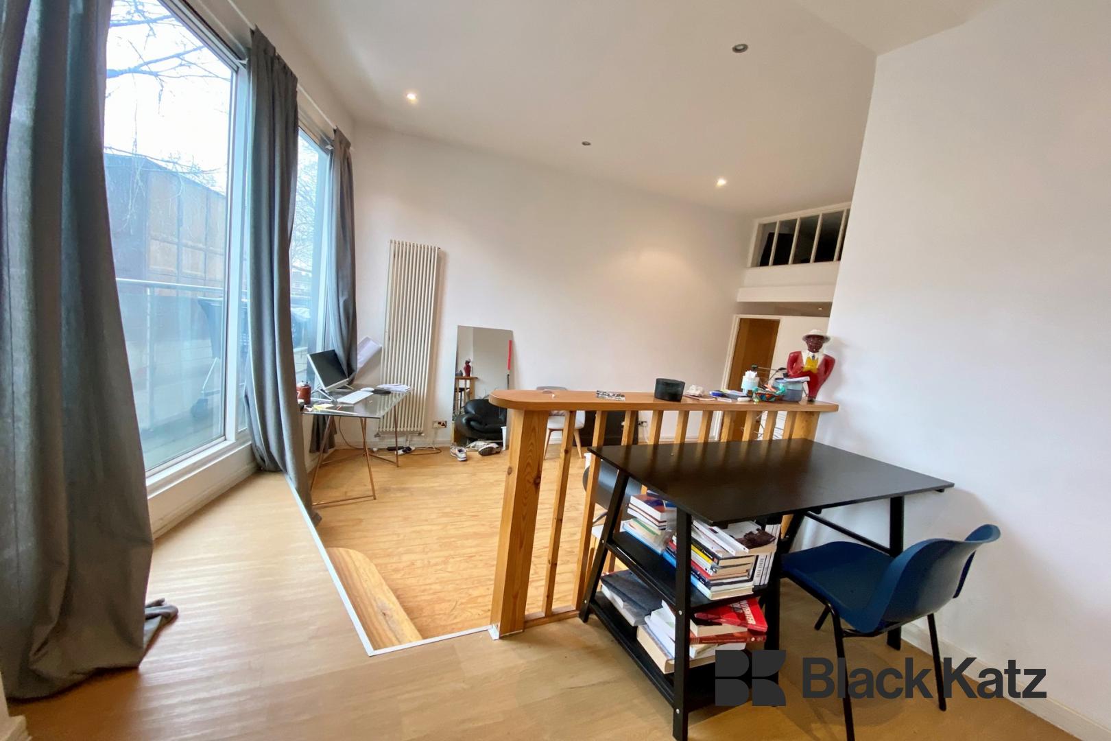 Superbly located & offering 528 Sq. Ft. of living & entertaining space  Newington Causeway, Borough