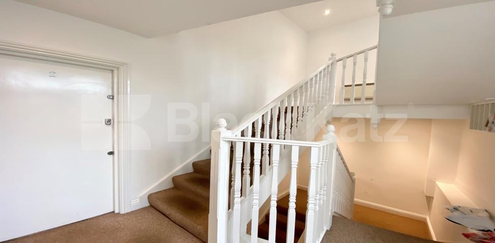 			LET , 3 Bedroom, 1 bath, 1 reception Apartment			 The Aspect, Deverell Street , London Bridge/ Borough 