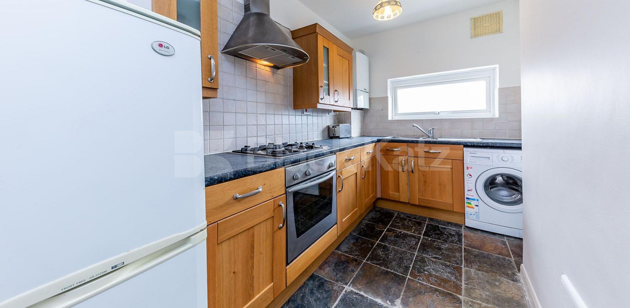 			2 Bedroom, 1 bath, 1 reception Flat			 Nelson Road, Crouch End