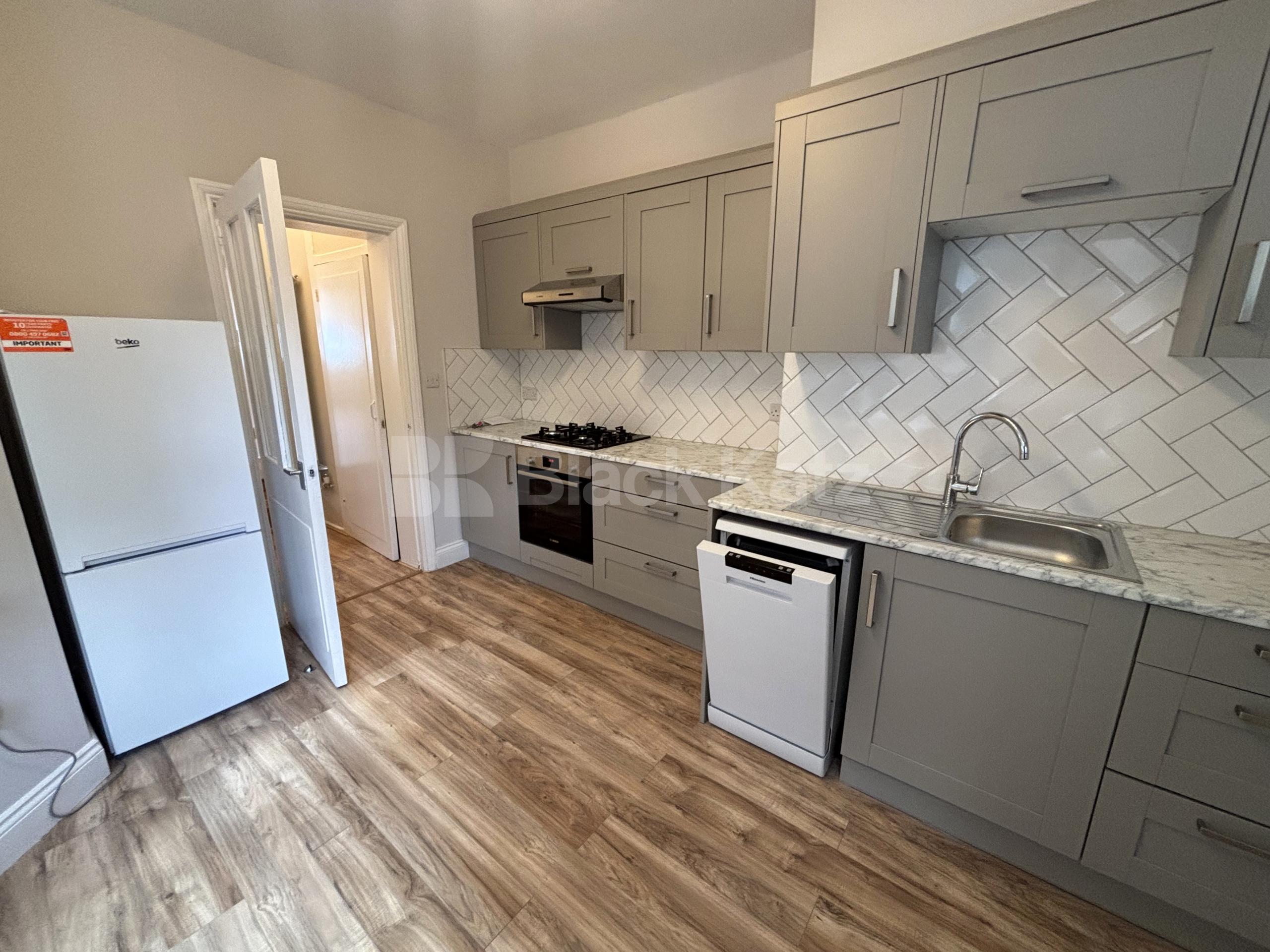 Newly refurbished spacious ground floor period conversion  Trundleys Road , Surrey Quays  SE8