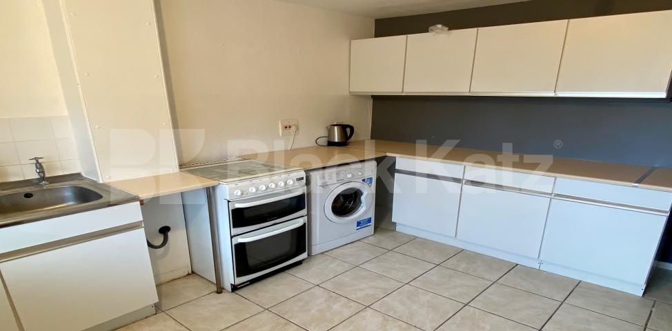 			LET, 1 Bedroom, 1 bath, 1 reception Apartment			 Vestry Road, Peckham