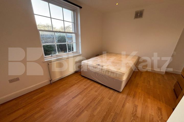 Georgian town house arranged over four floors, three bathrooms & charming patio  Camberwell New Road, Oval