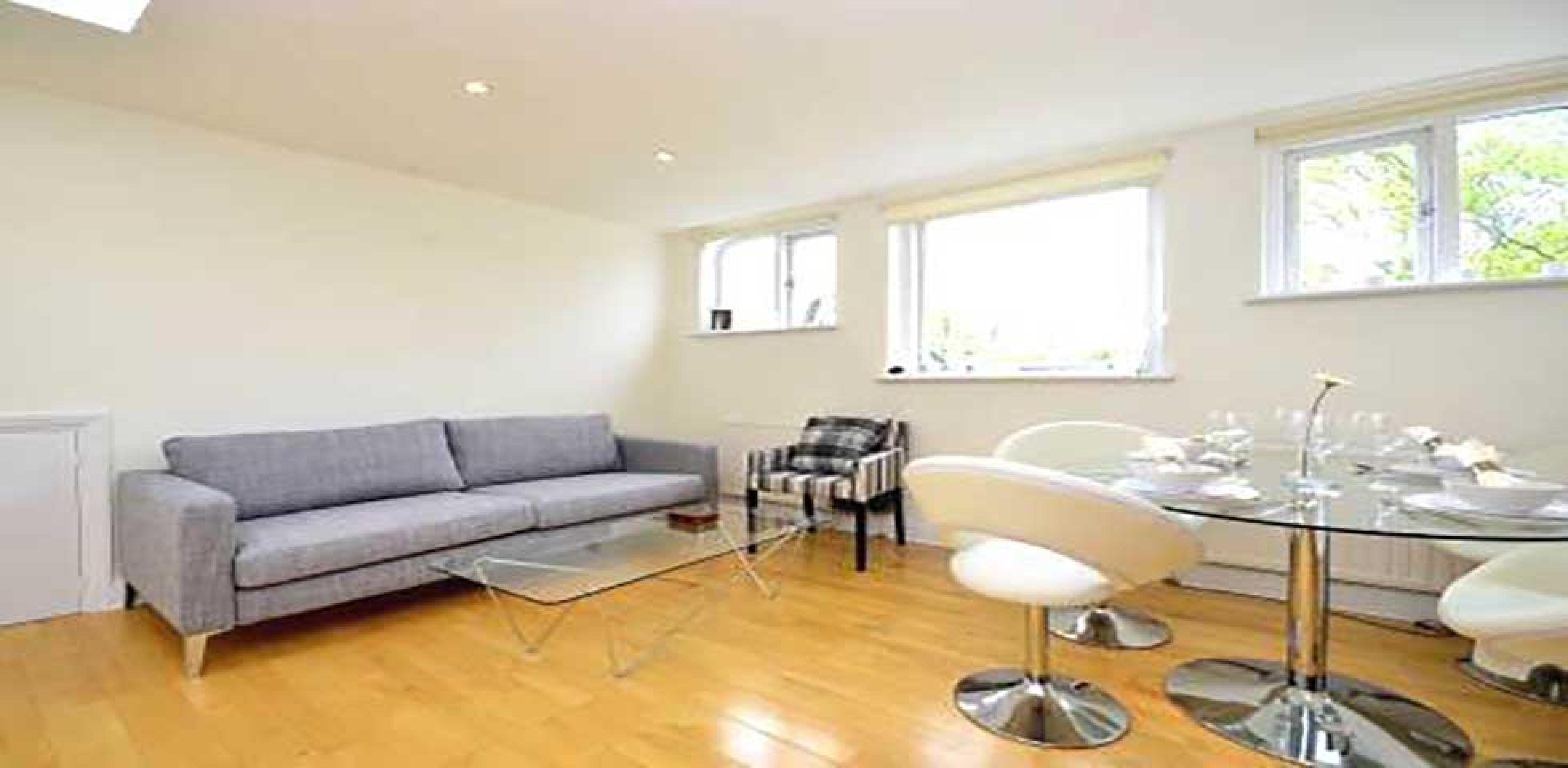 			NEW INSTRUCTION, 2 Bedroom, 1 bath, 1 reception Flat			 Rosslyn Hill, HAMPSTEAD NW3