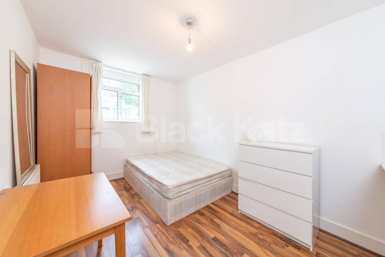 			NEW INSTRUCTION!, 4 Bedroom, 1 bath, 1 reception Flat			 Rochester Road, CAMDEN