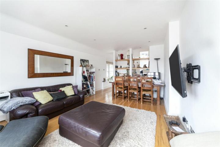 Modern and Central Apartment Ferncroft Ave, Hampstead