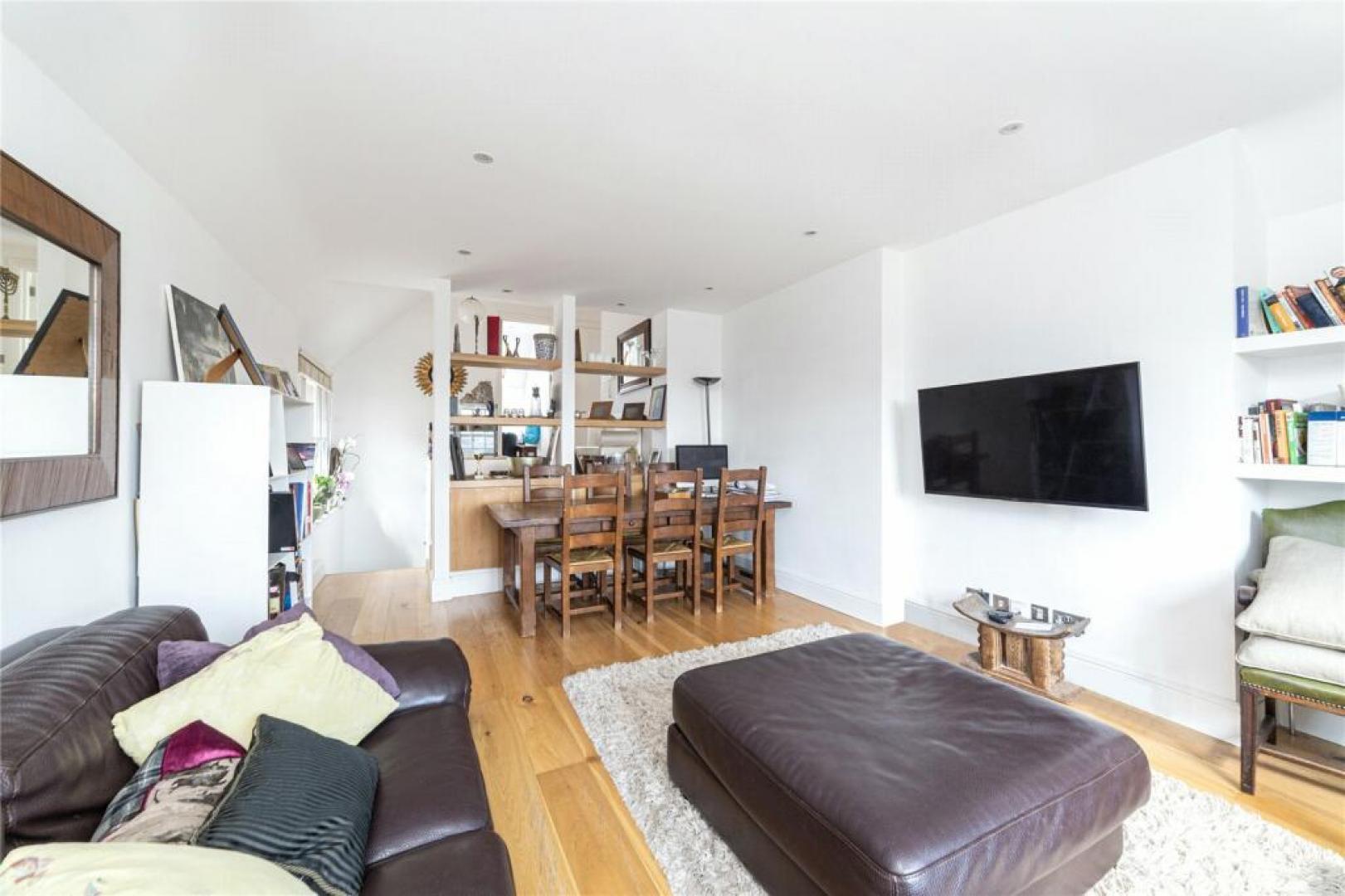 Modern and Central Apartment Ferncroft Ave, Hampstead