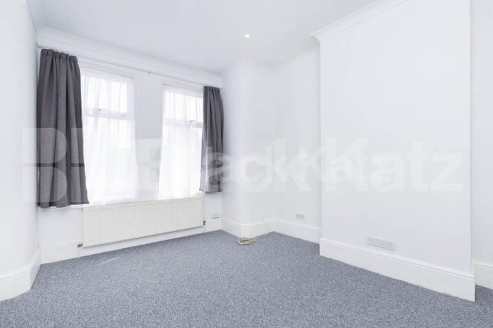 We are please to offer to the market this exceptional 4 bedroom 2 reception house, can also be used as a 5 bedroom house. Located in a desirable neighborhood of Muswell Hill a stone's throw away from the prestigious Muswell Hill Golf Club Pembroke Road, London, N10,  London