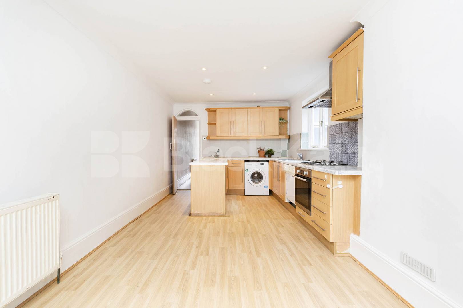 4 bedroom, 2 reception house located near Muswell Golf Club  Pembroke Road, Muswell Hill 