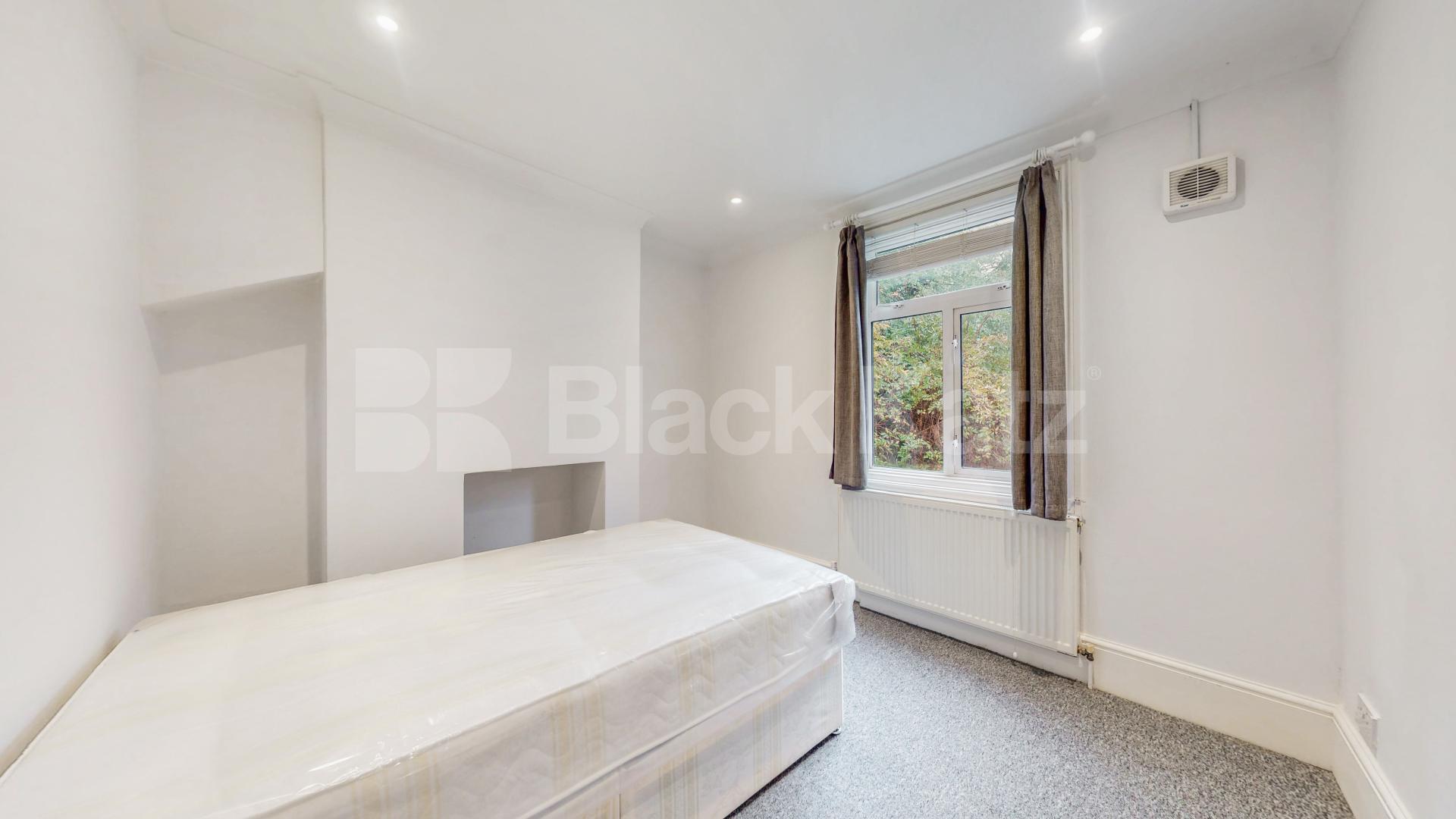 Super 5 double bedroom recently refurbished house with garden in Muswell Hill Pembroke Road , Muswell Hill