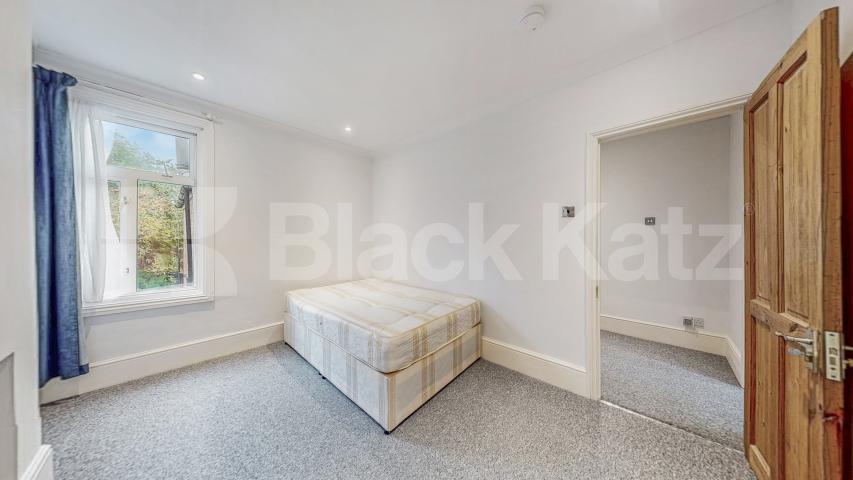 Super 5 double bedroom recently refurbished house with garden in Muswell Hill Pembroke Road , Muswell Hill