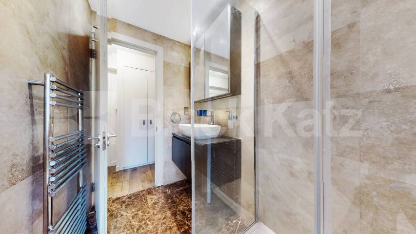 We are proud to present this stunning one bedroom apartment in a luxury Kensington mansion block that is inclusive of heating and hot water bills Pembroke Road, London, W8,  London