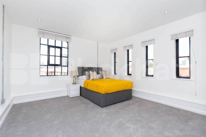 3 bedroom property spread over 1296sqft in Dalston Springfield House lofts - Tyssen Street, Dalston