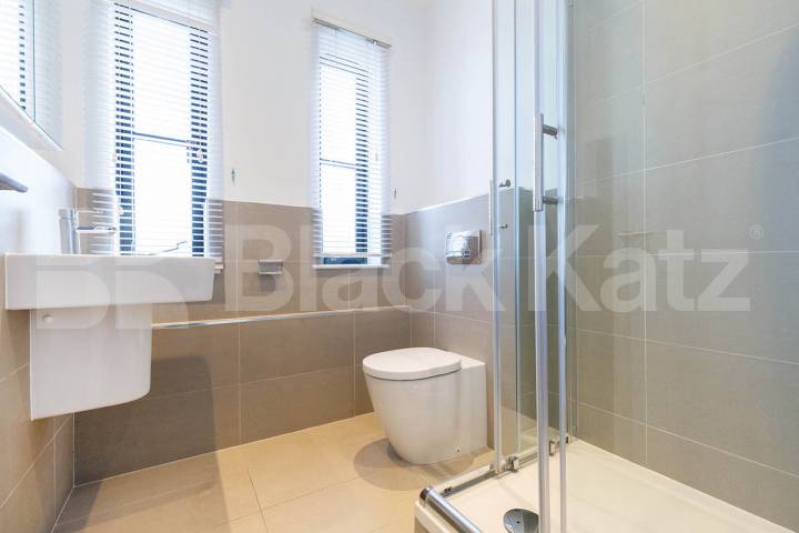 3 bedroom property spread over 1296sqft in Dalston Springfield House lofts - Tyssen Street, Dalston