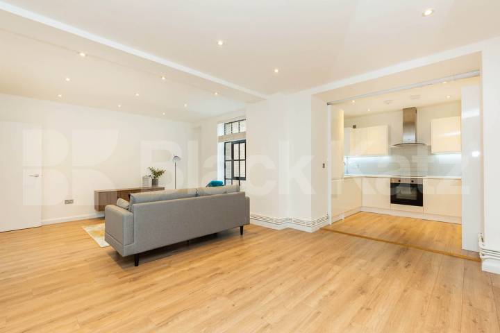 3 bedroom property spread over 1296sqft in Dalston Springfield House lofts - Tyssen Street, Dalston