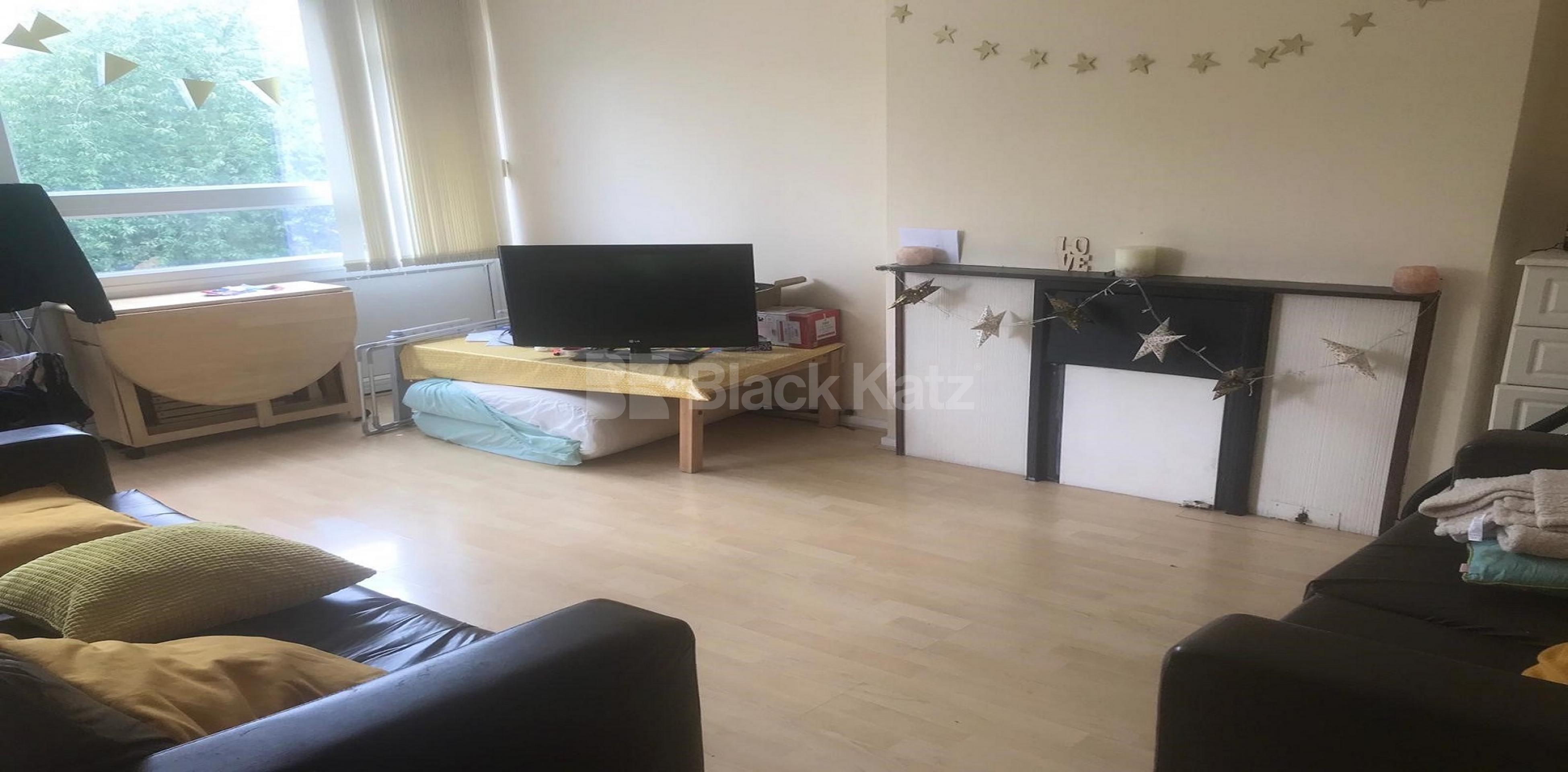 			LET , 3 Bedroom, 1 bath, 1 reception Apartment			 St. Georges Road , Lambeth North / Southwark  SE1