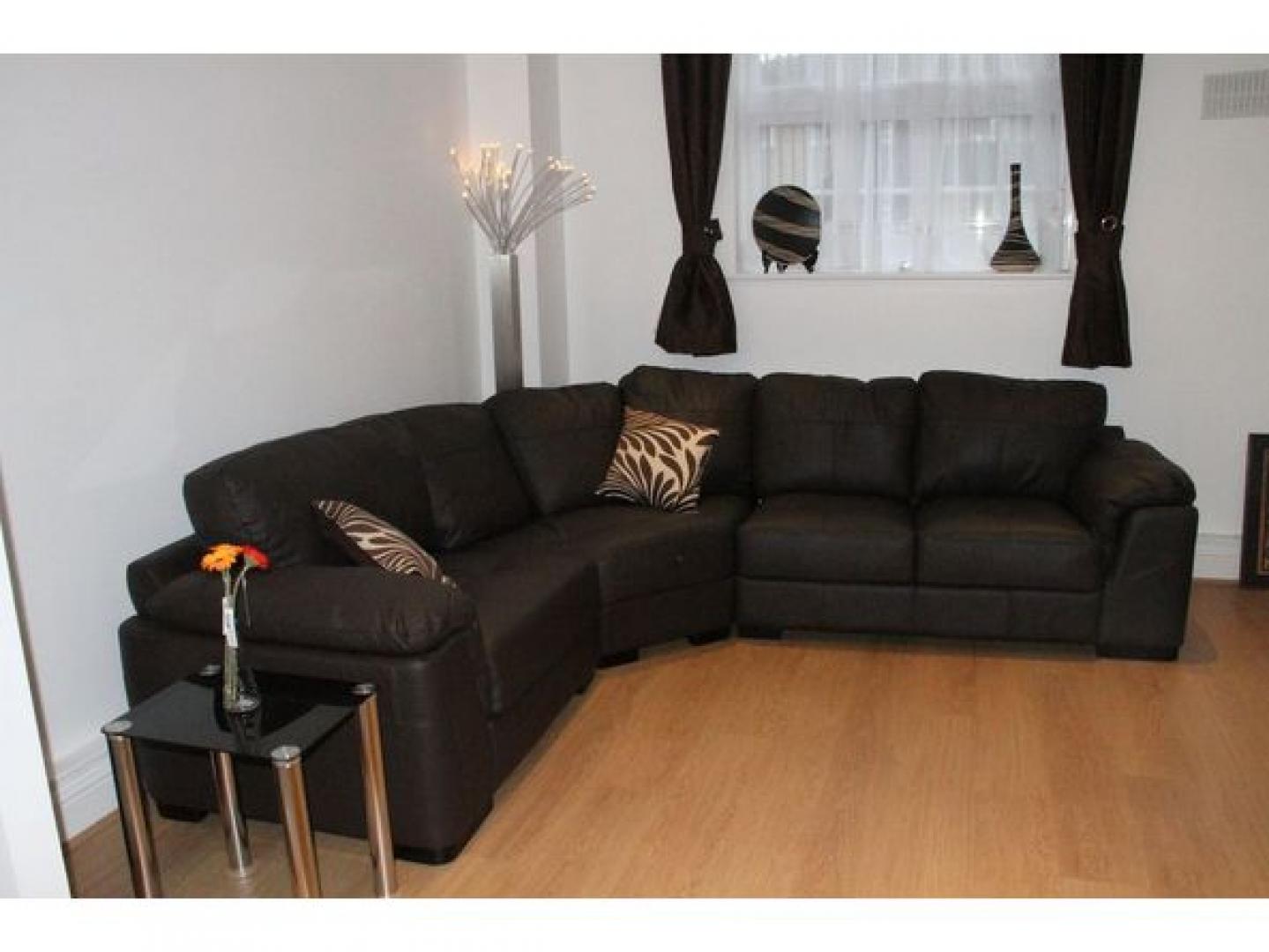 			NEW INSTRUCTION, 2 Bedroom, 1 bath, 1 reception Flat			 Brook Road, DOLLIS HILL/GLADSTONE PARK