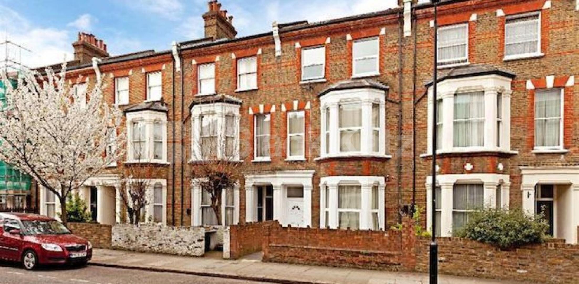 			NEW INSTRUCTION & GOOD FOR SHARERS! , 1 Bedroom, 1 bath, 1 reception Flat			 BRAVINGTON ROAD, QUEENS PARK WESTBOURNE PARK