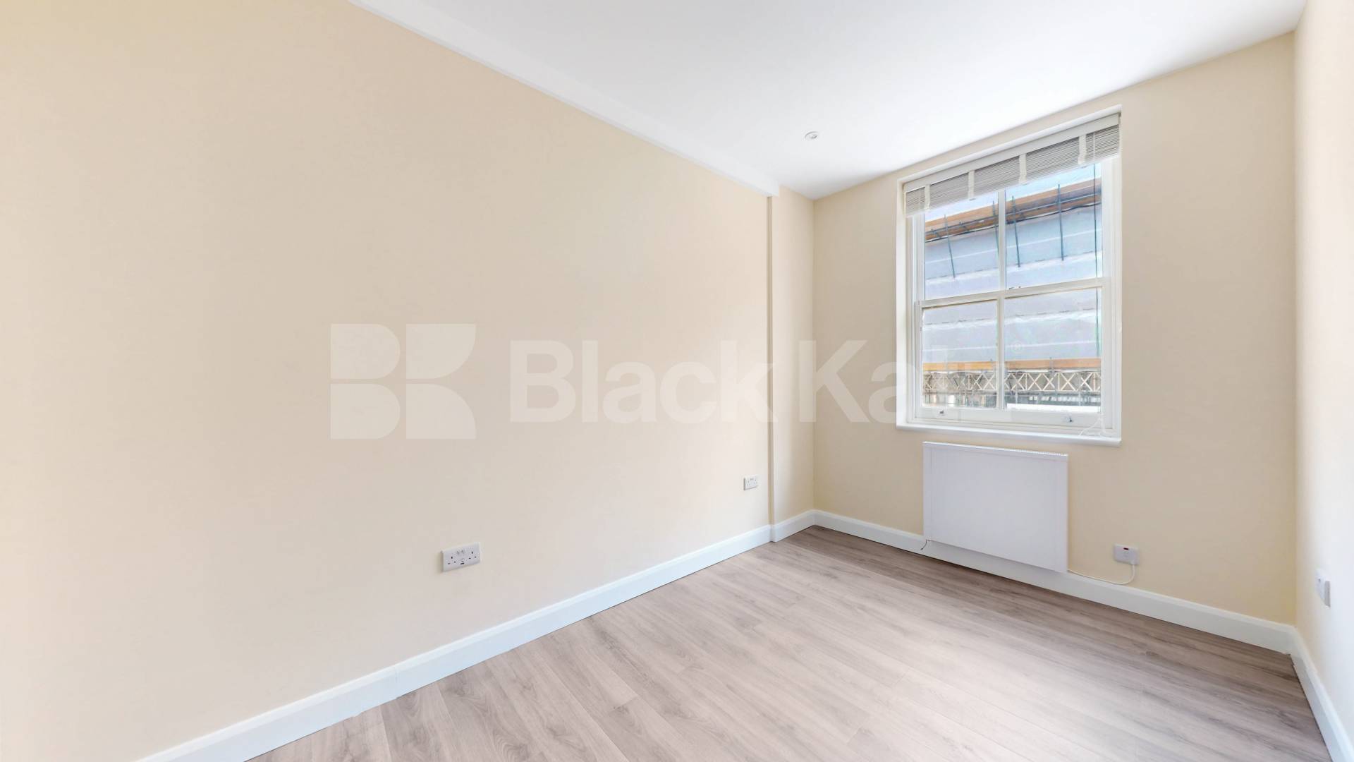 Spacious Newly Refurbished 2 Bedroom Luxury Apartment  Tottenham Court Road, Euston