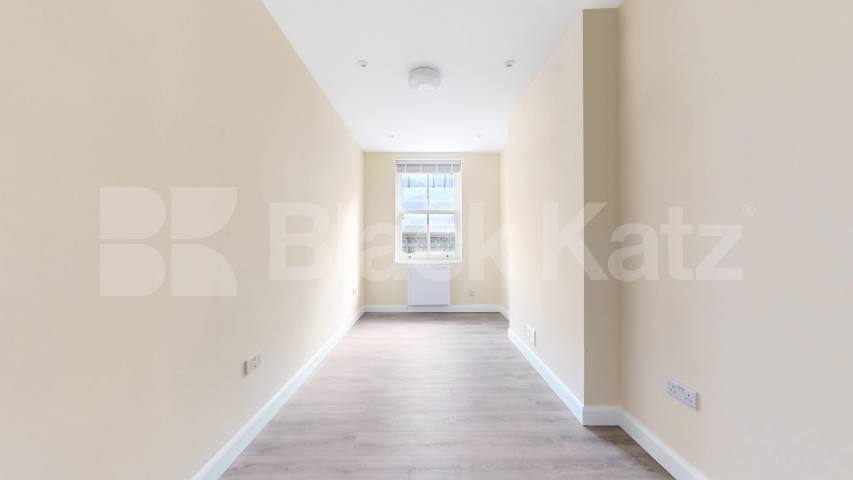 Spacious Newly Refurbished 2 Bedroom Luxury Apartment  Tottenham Court Road, Euston
