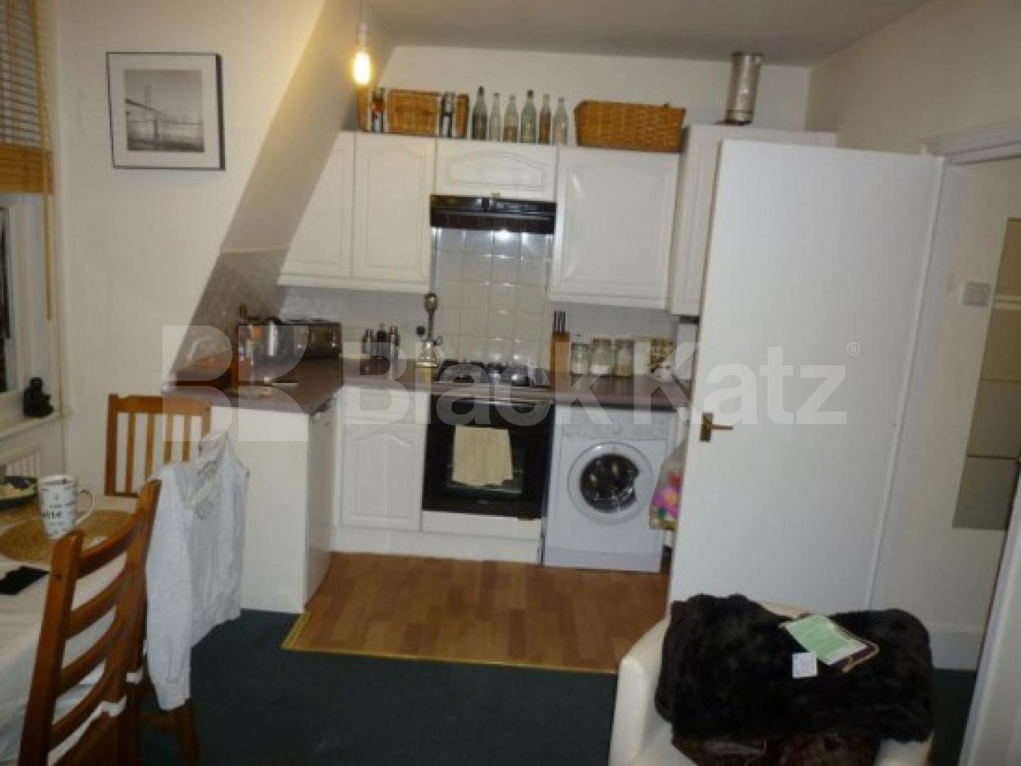 			1 Bedroom, 1 bath, 1 reception Flat			 Tottenham Lane, CROUCH END