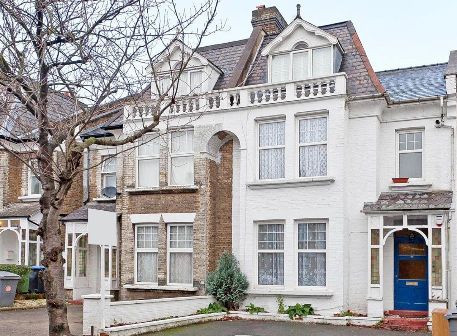 			NEW INSTRUCTION (three bathrooms, private garden), 3 Bedroom, 1 bath, 1 reception Flat			 Dyne Road, KILBURN