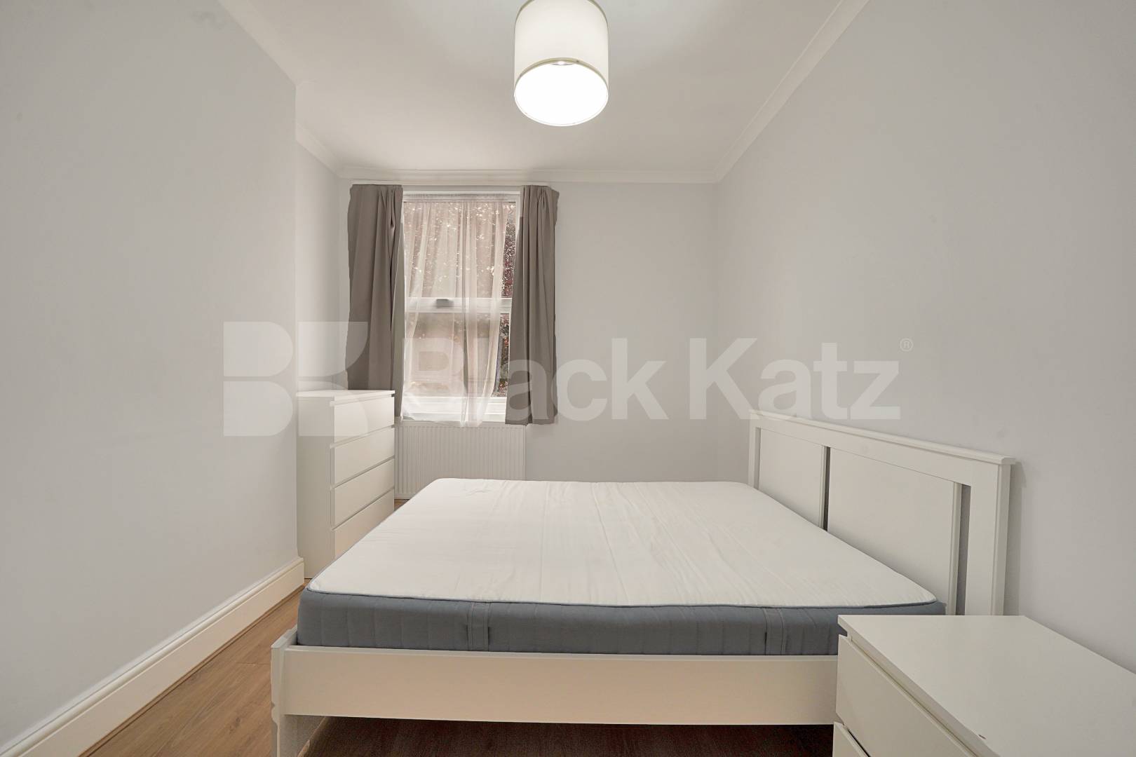 			3 Bedroom, 2 bath, 1 reception 			 Priory Terrace,  London  NW6