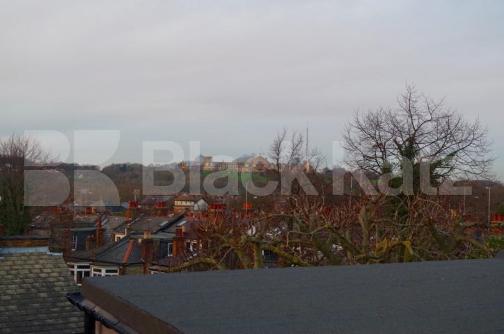 			3 Bedroom, 1 bath, 1 reception Maisonette			 Topsfield Parade, Tottenham Lane, Crouch End